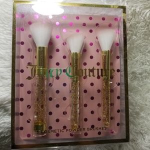 Makeup brushes